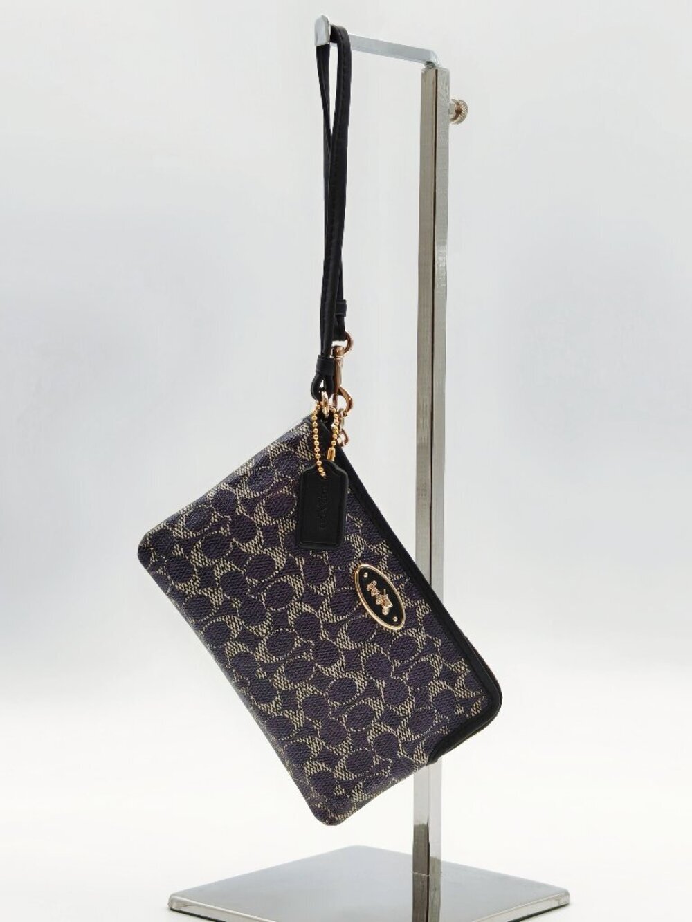 NWT Coach Signature Mini Wristlet Wallet
